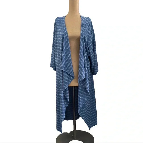 Lularoe Shirley kimono - Picture 4 of 5